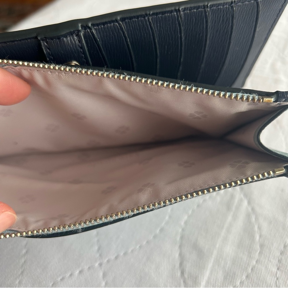 Kate Spade Spencer Continental Wristlet Frosted Spearmint EUC - Picture 6 of 11